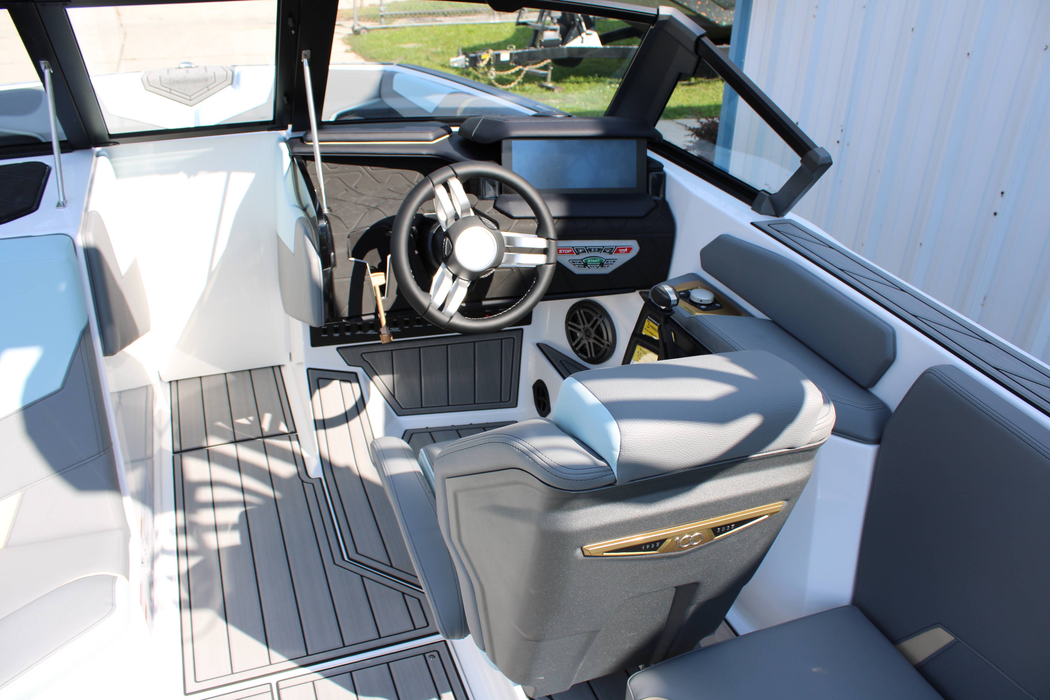 2025 Nautique GS22
