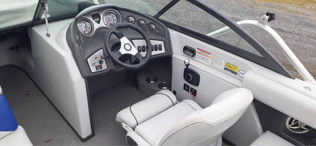 2010 Moomba Outback V