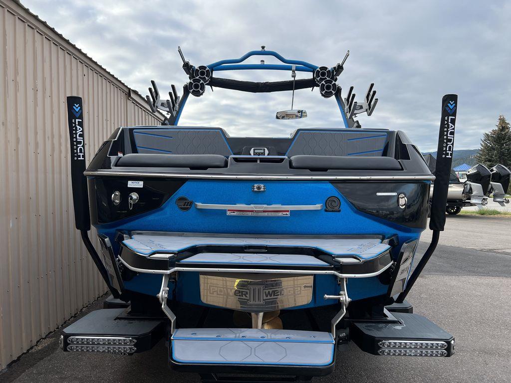 2021 Malibu Boats M220