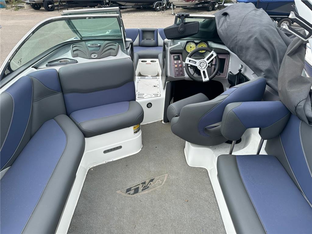2014 Centurion SV244