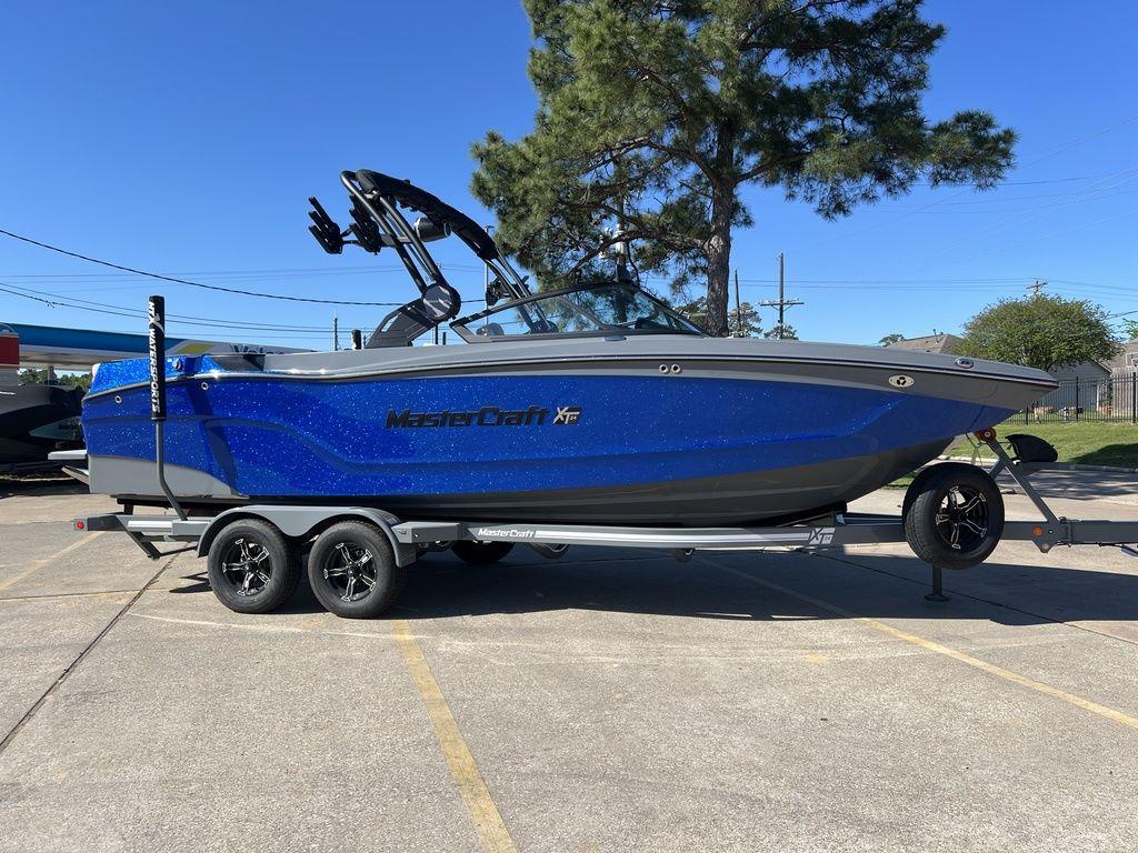 2024 MasterCraft XT24