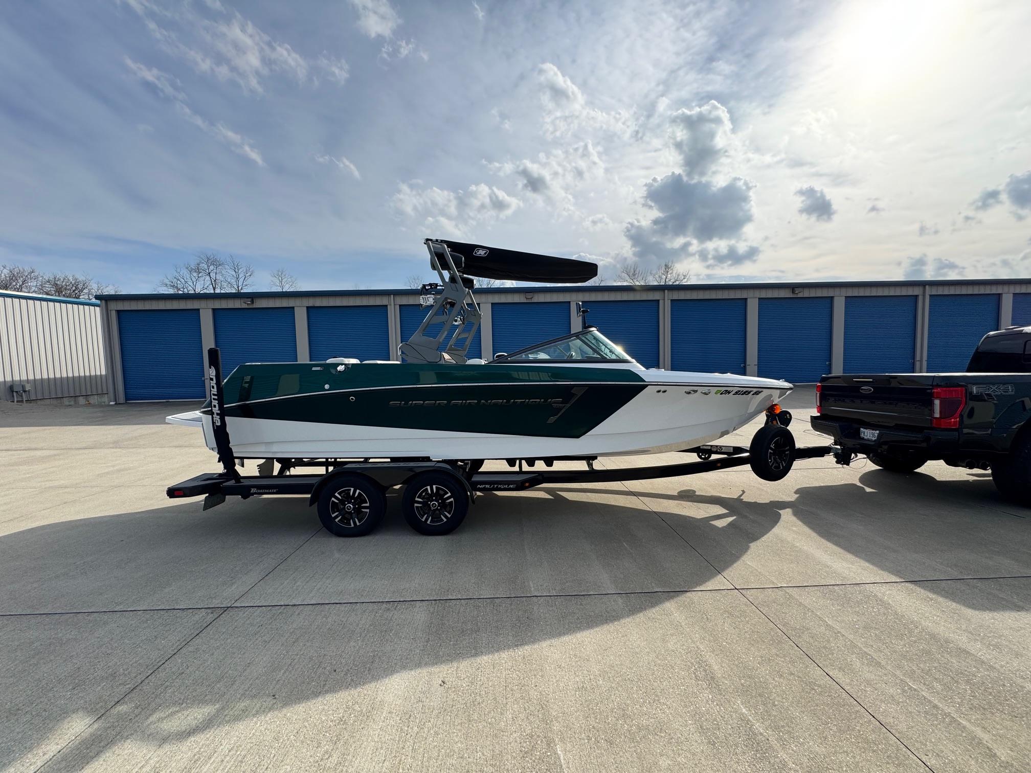 2020 Super Air Nautique 230