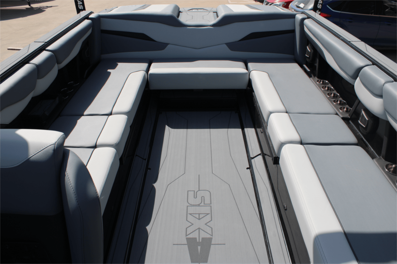 2025 Axis T250