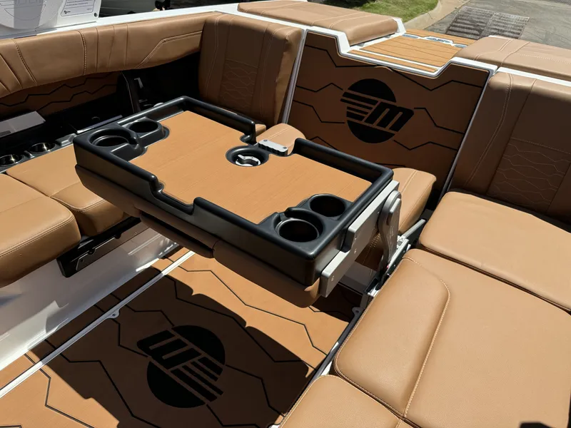 2025 Malibu 23 MXZ