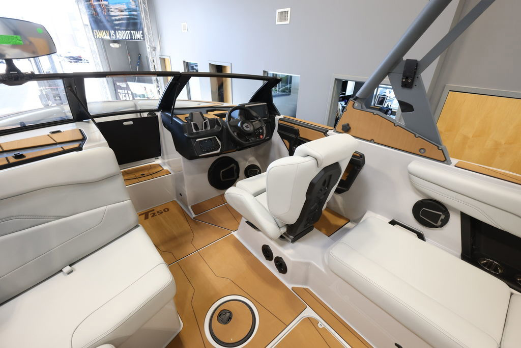 2024 Axis T250 - LT4 607hp