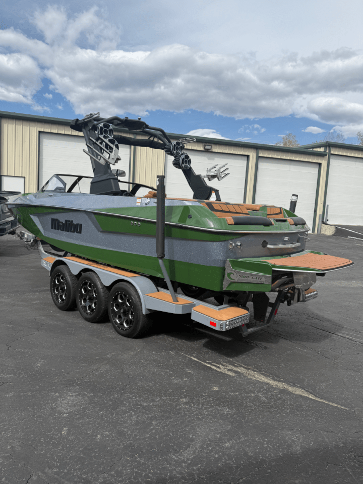 2021 Malibu 23 MXZ – Fully Loaded