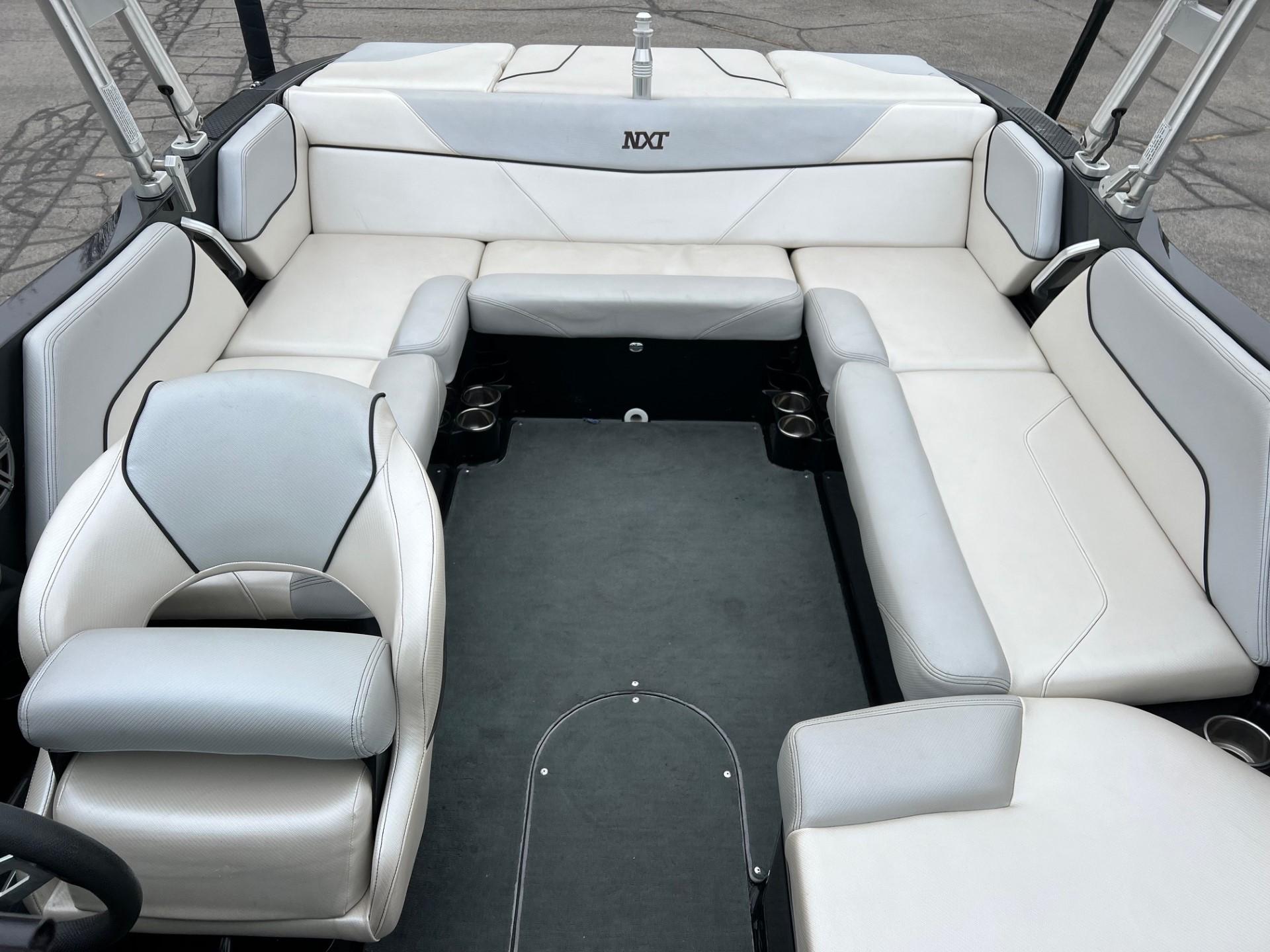 2016 Mastercraft NXT22