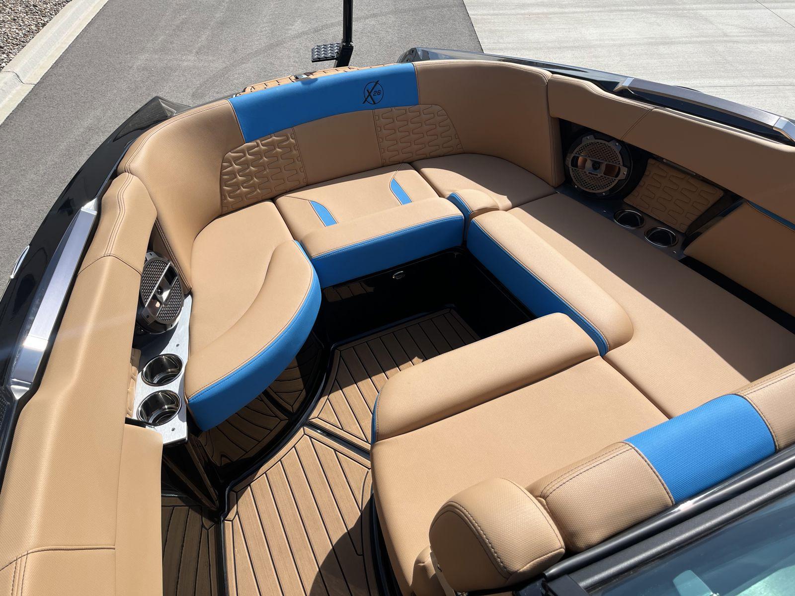2022 MasterCraft X26