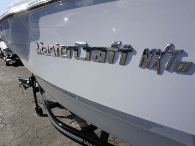 2024 MasterCraft NXT21