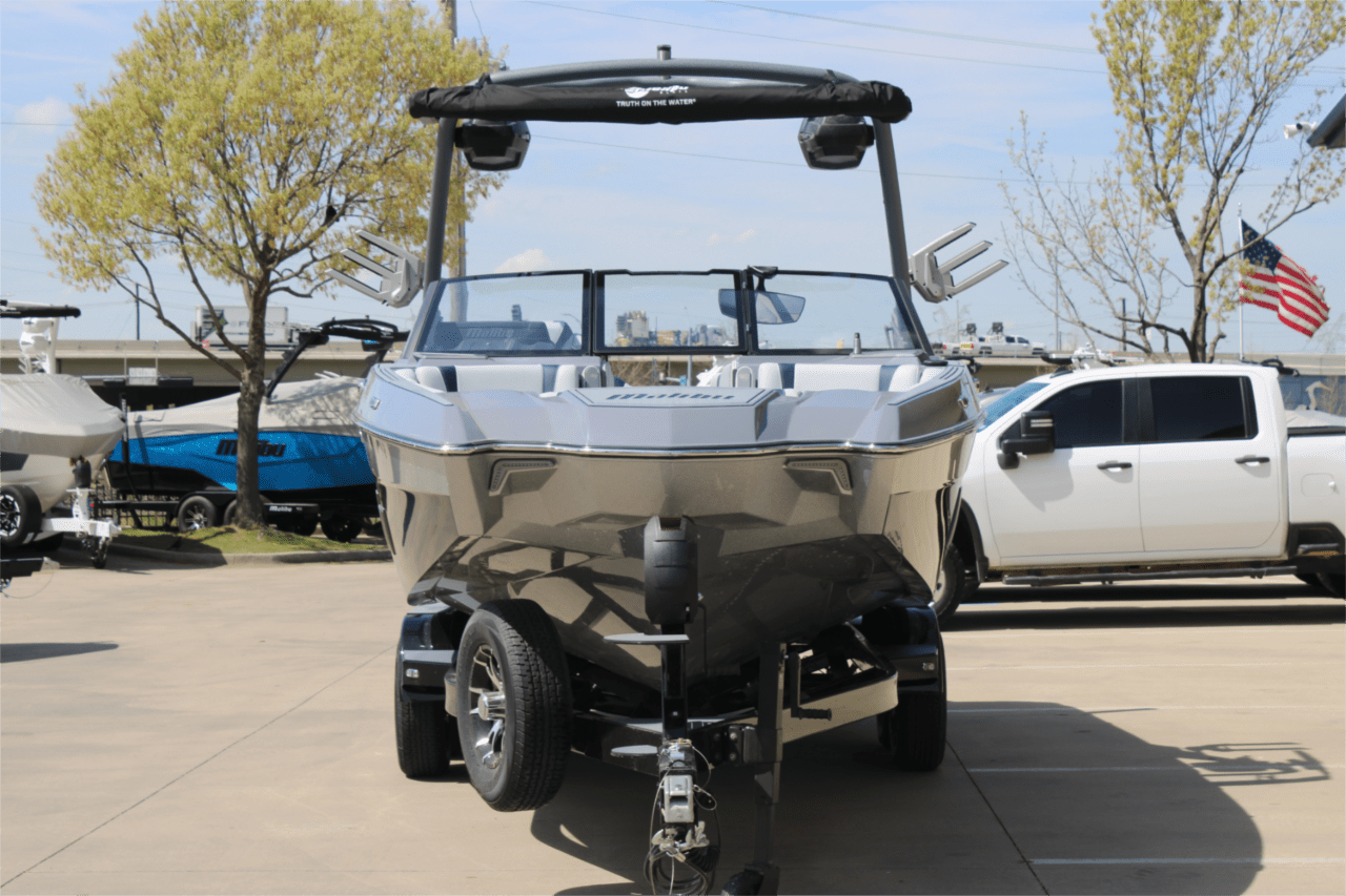 2025 Malibu 24 MXZ