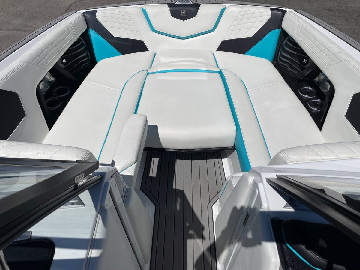 2021 NAUTIQUE G25 W/XR7 SUPERCHARGED POWER PLANT. REDUCED!