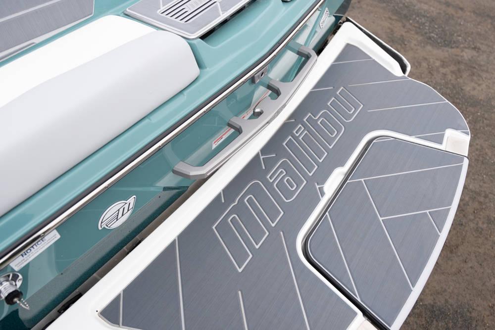 2024 Malibu Boats 22 LSV