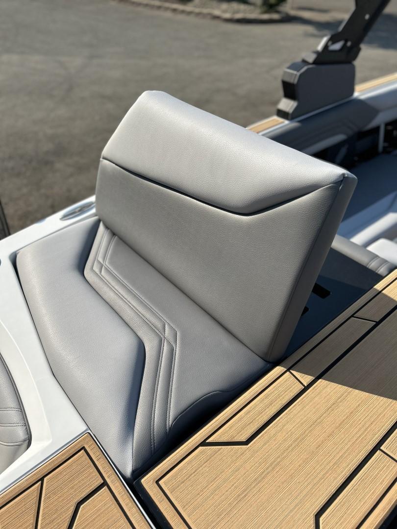 2025 ATX 22 Type S