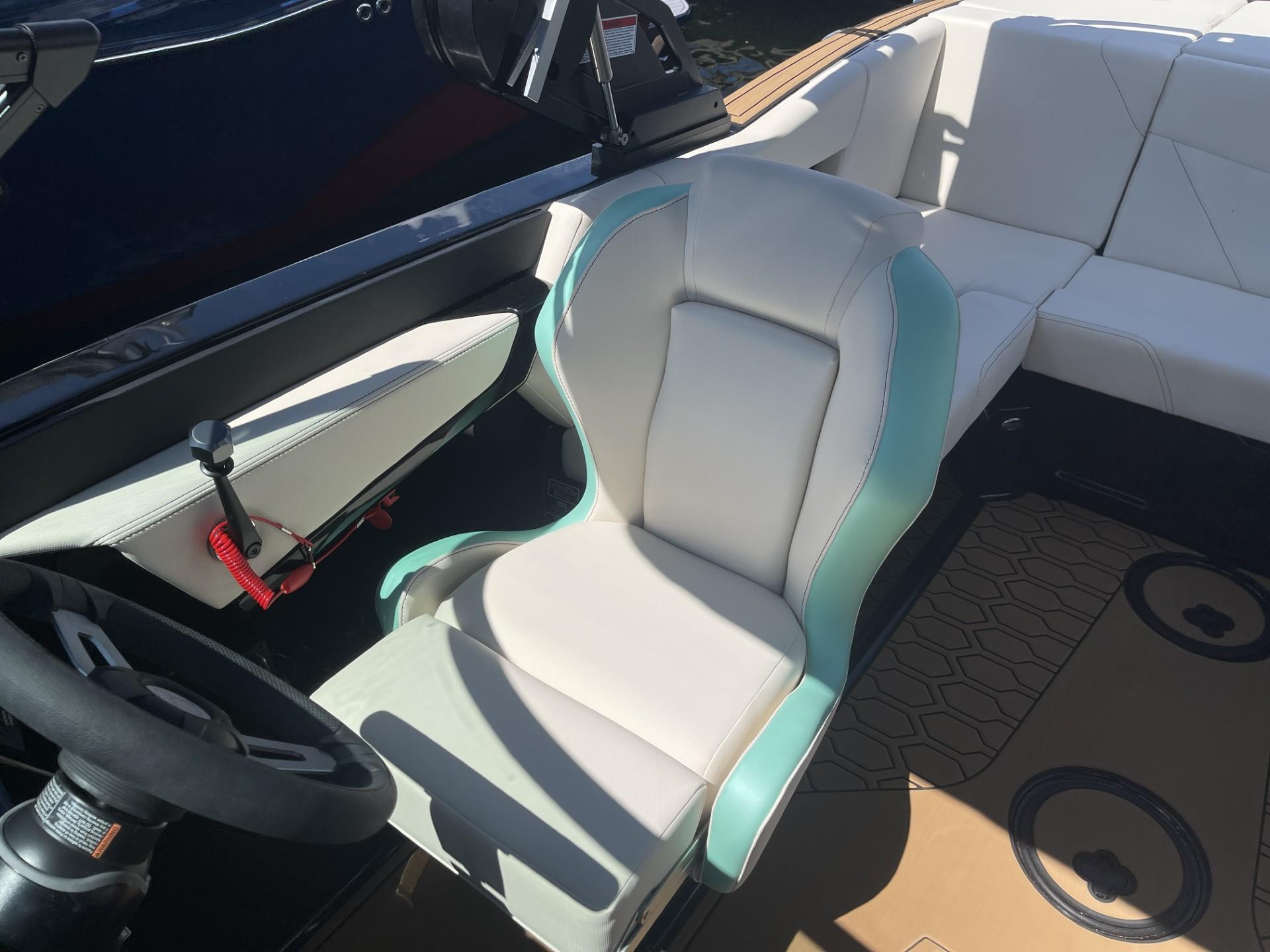 2024 MasterCraft NXT21