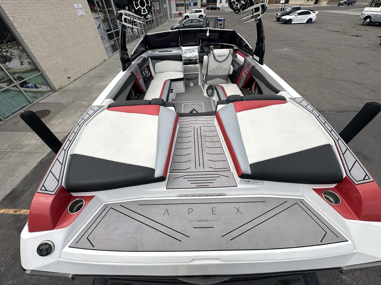 2014 Tige ASR