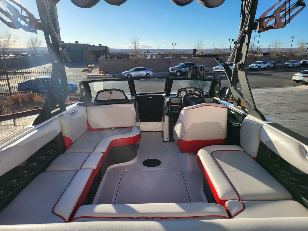 2017 Axis Wake Research T22