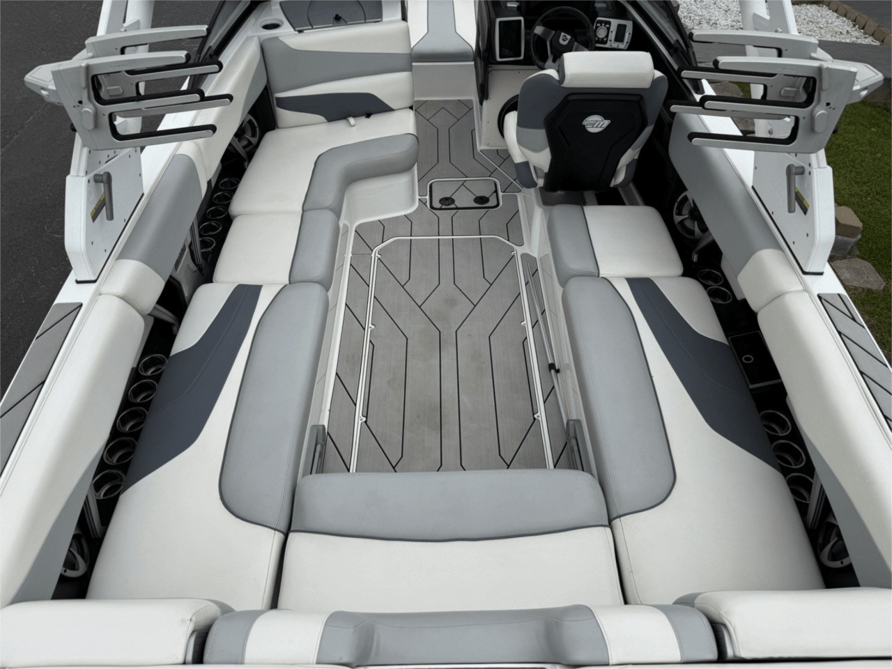 2020 Malibu Wakesetter 24MXZ