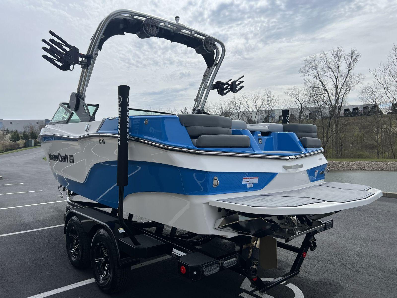 2024 MasterCraft XT20