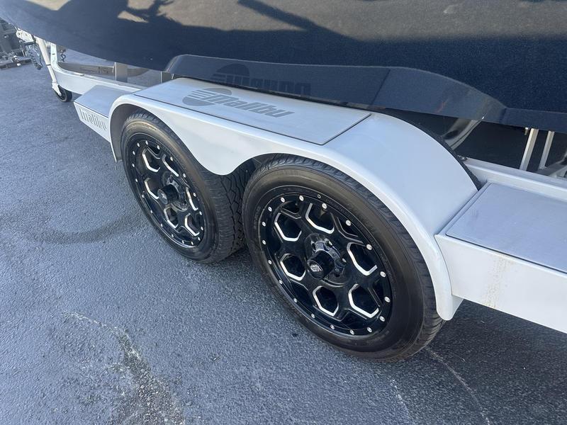 2020 Malibu 22 MXZ