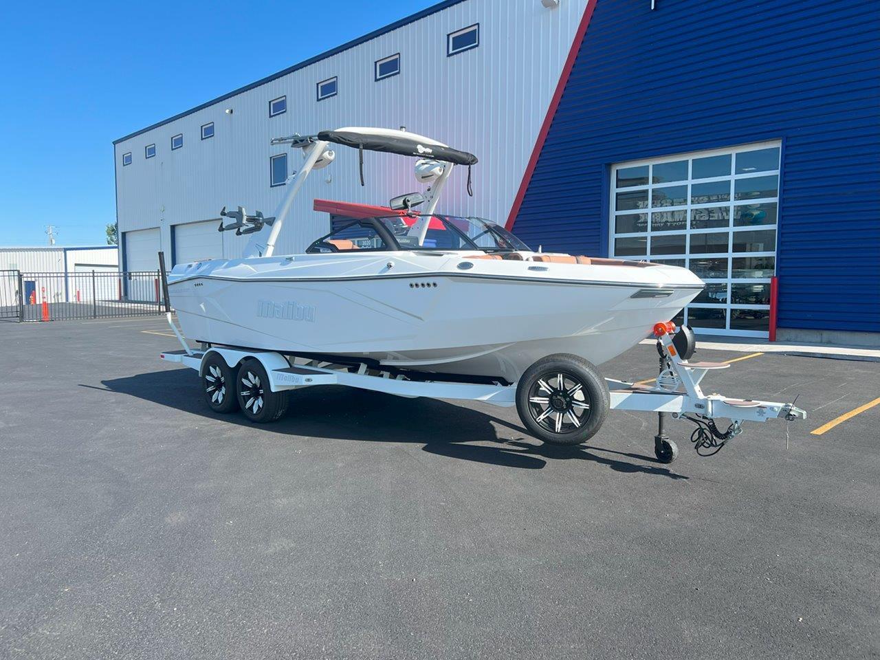 boat.Title