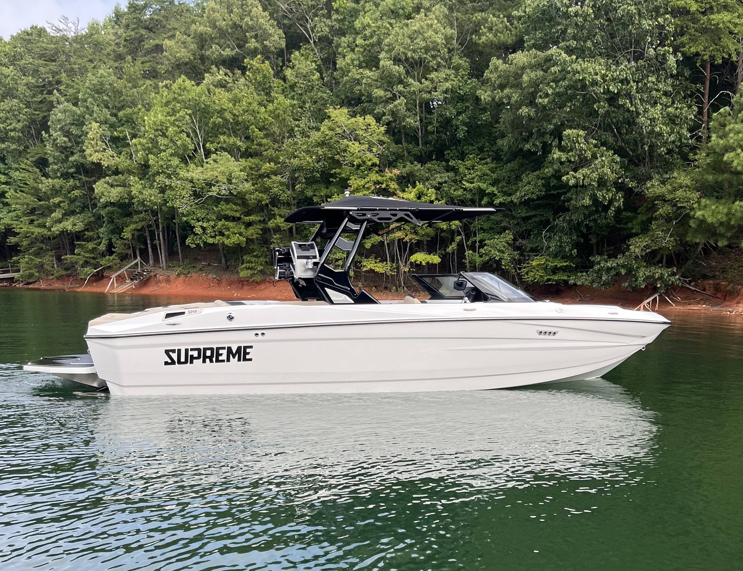 2025 Supreme S240