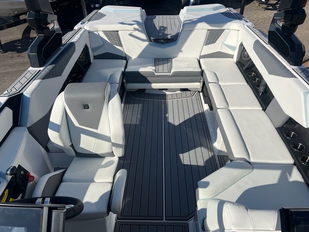 2025 Nautique Super Air Nautique S23