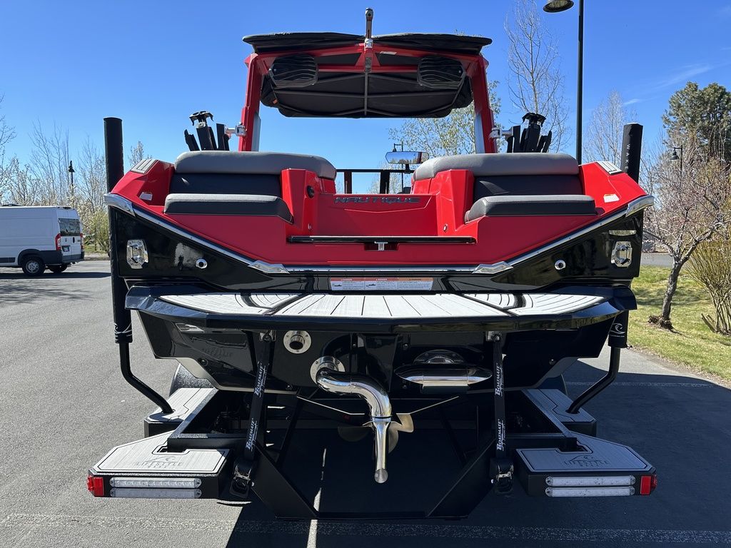 2024 Nautique Super Air Nautique G23