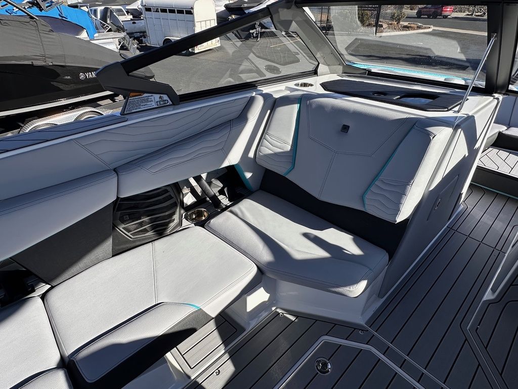 2025 Nautique Super Air Nautique G23