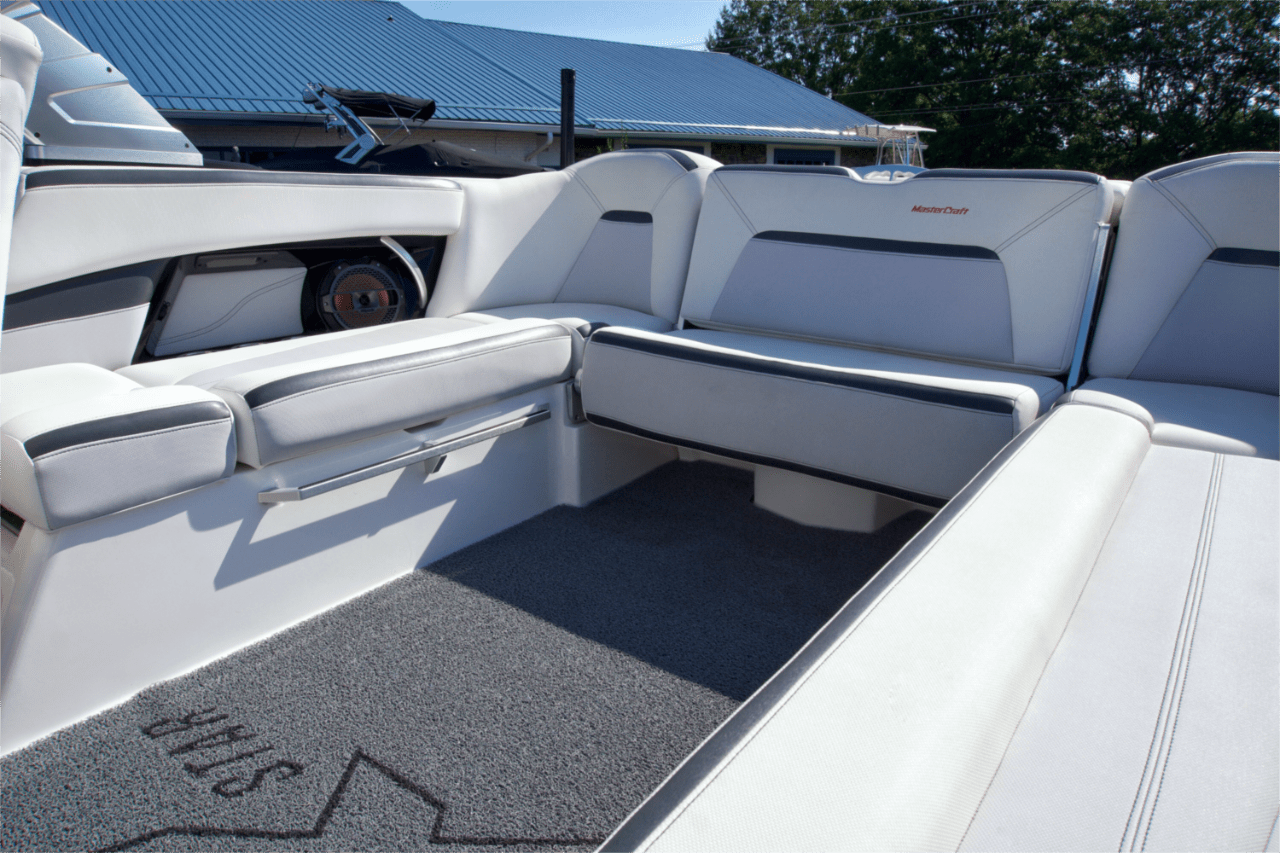 2018 MasterCraft X-Star