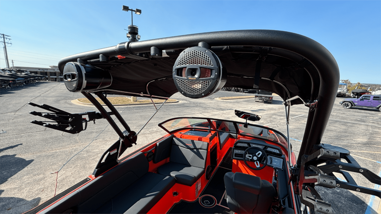 2025 MasterCraft NXT24