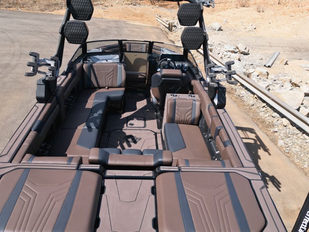 2025 Malibu Boats 25 LSV
