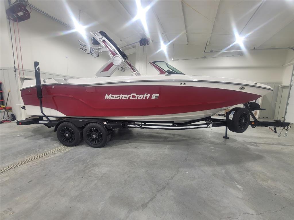 2024 MasterCraft XT24