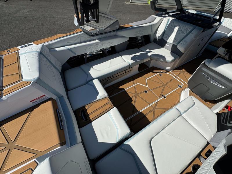 2024 Nautique G23 Paragon