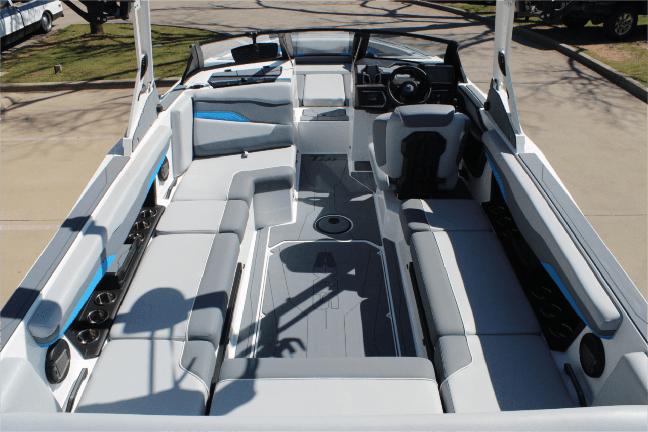 2025 Axis T235