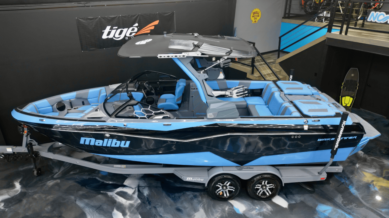 2024 Malibu Wakesetter 25 LSV