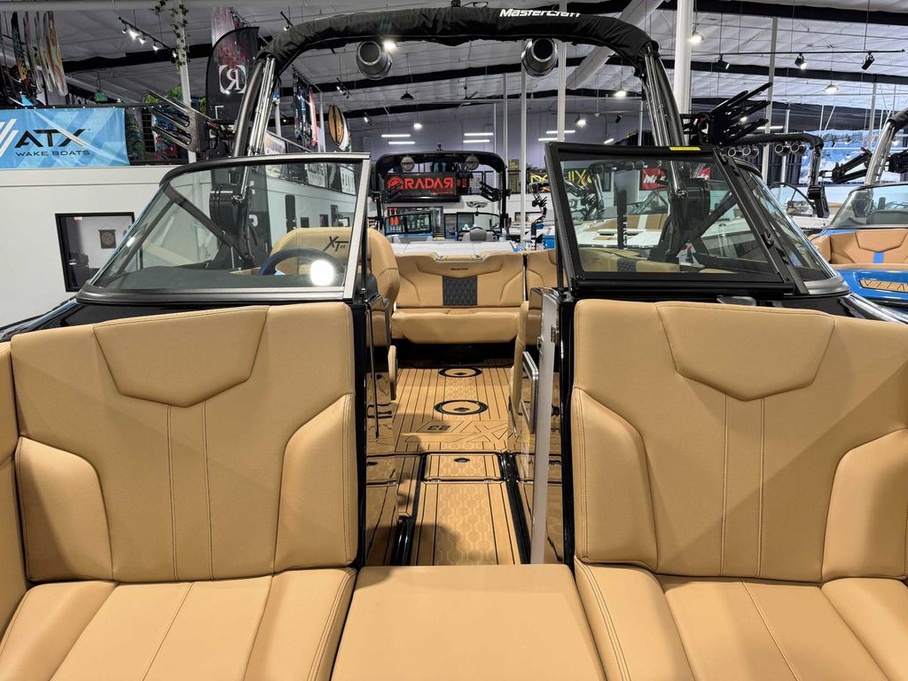 2025 MasterCraft XT23
