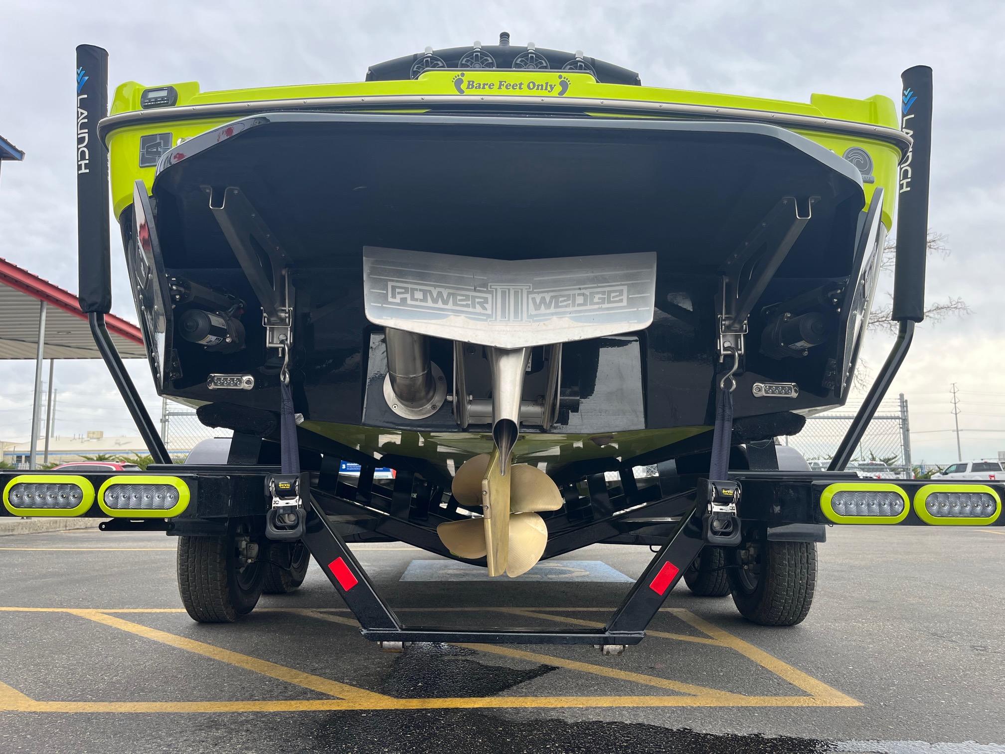 2023 Axis T220