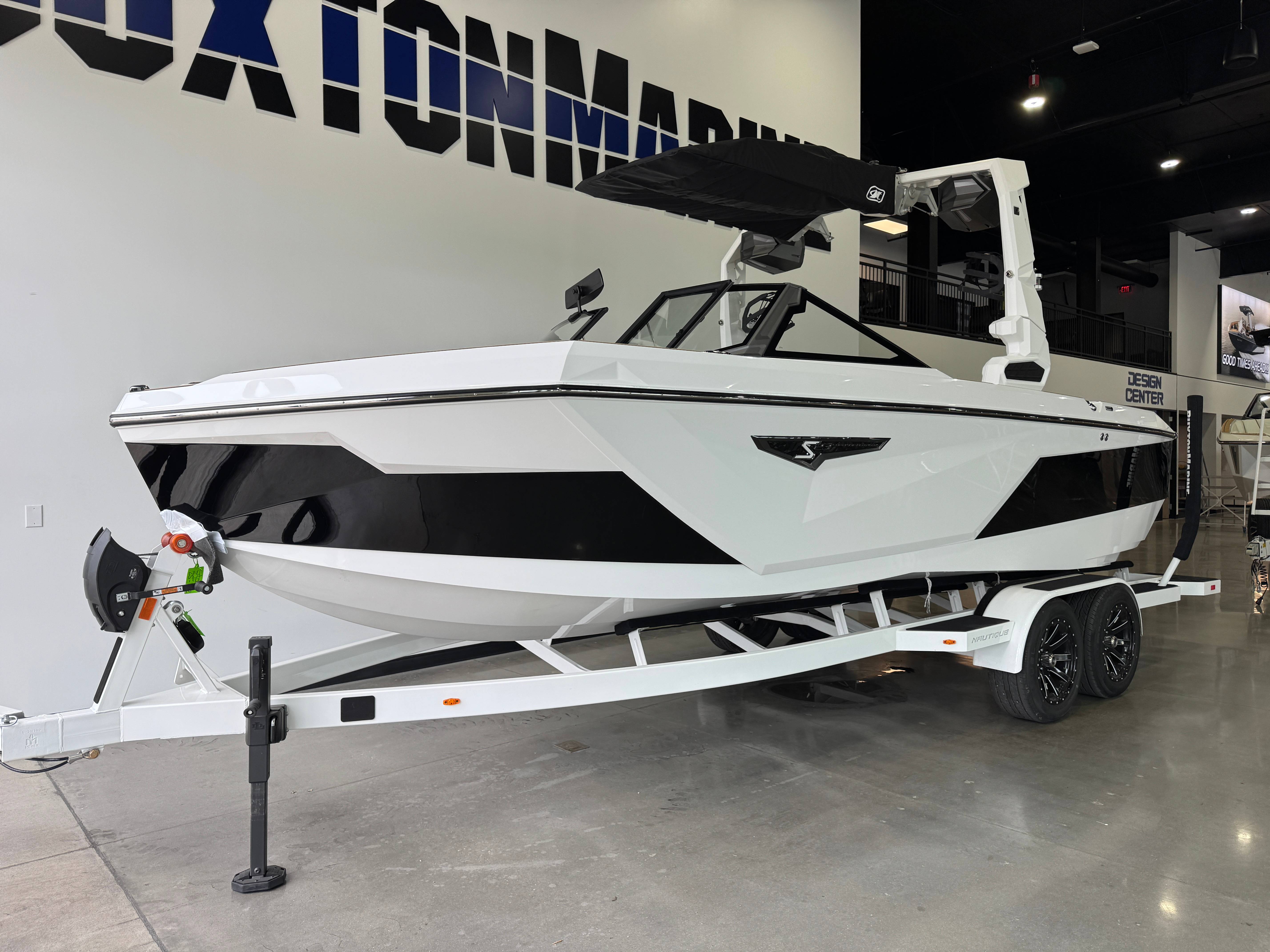 boat.Title