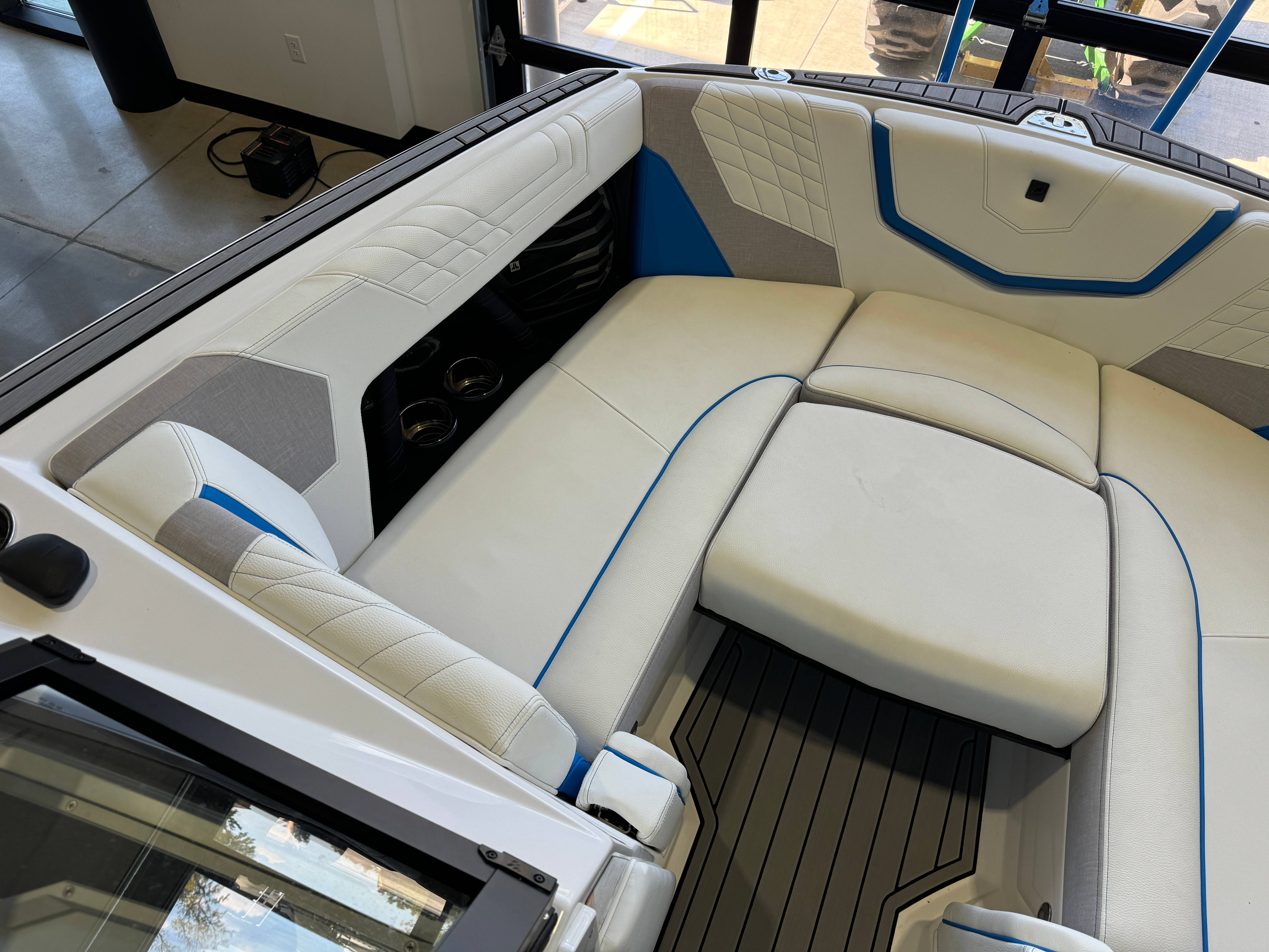 2024 Nautique Super Air Nautique G23