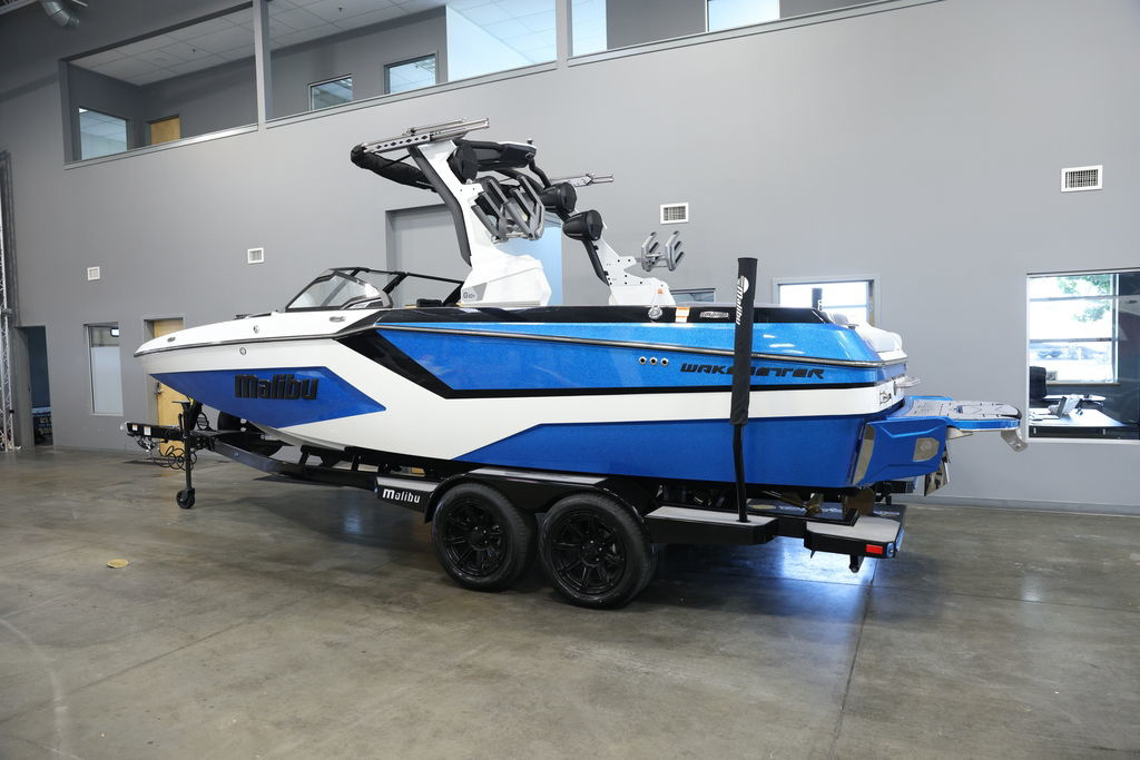 2024 Malibu 23 MXZ