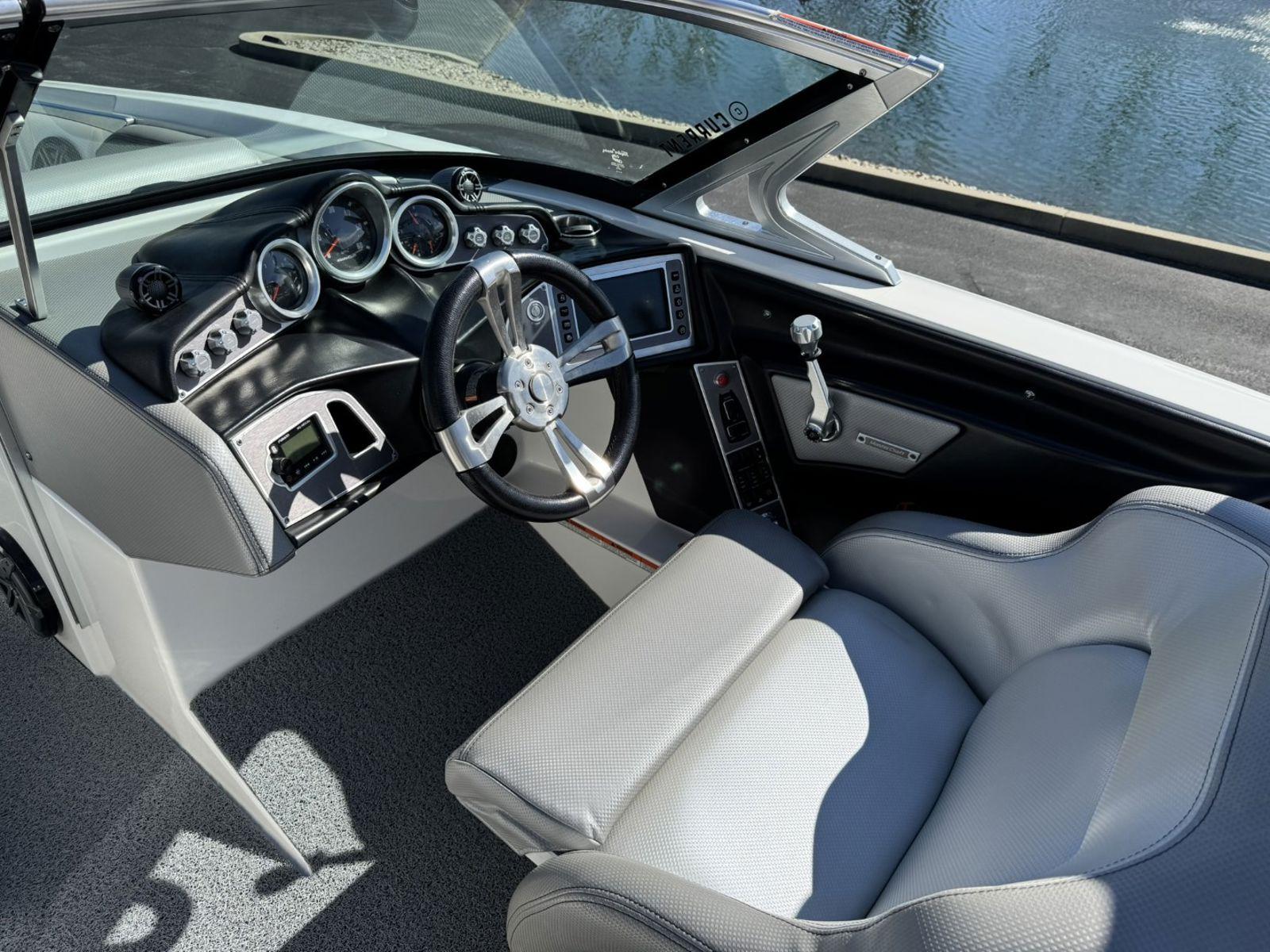 2017 MasterCraft X46