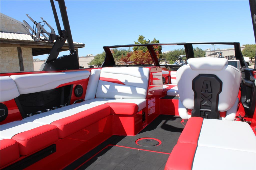 2024 Axis T250