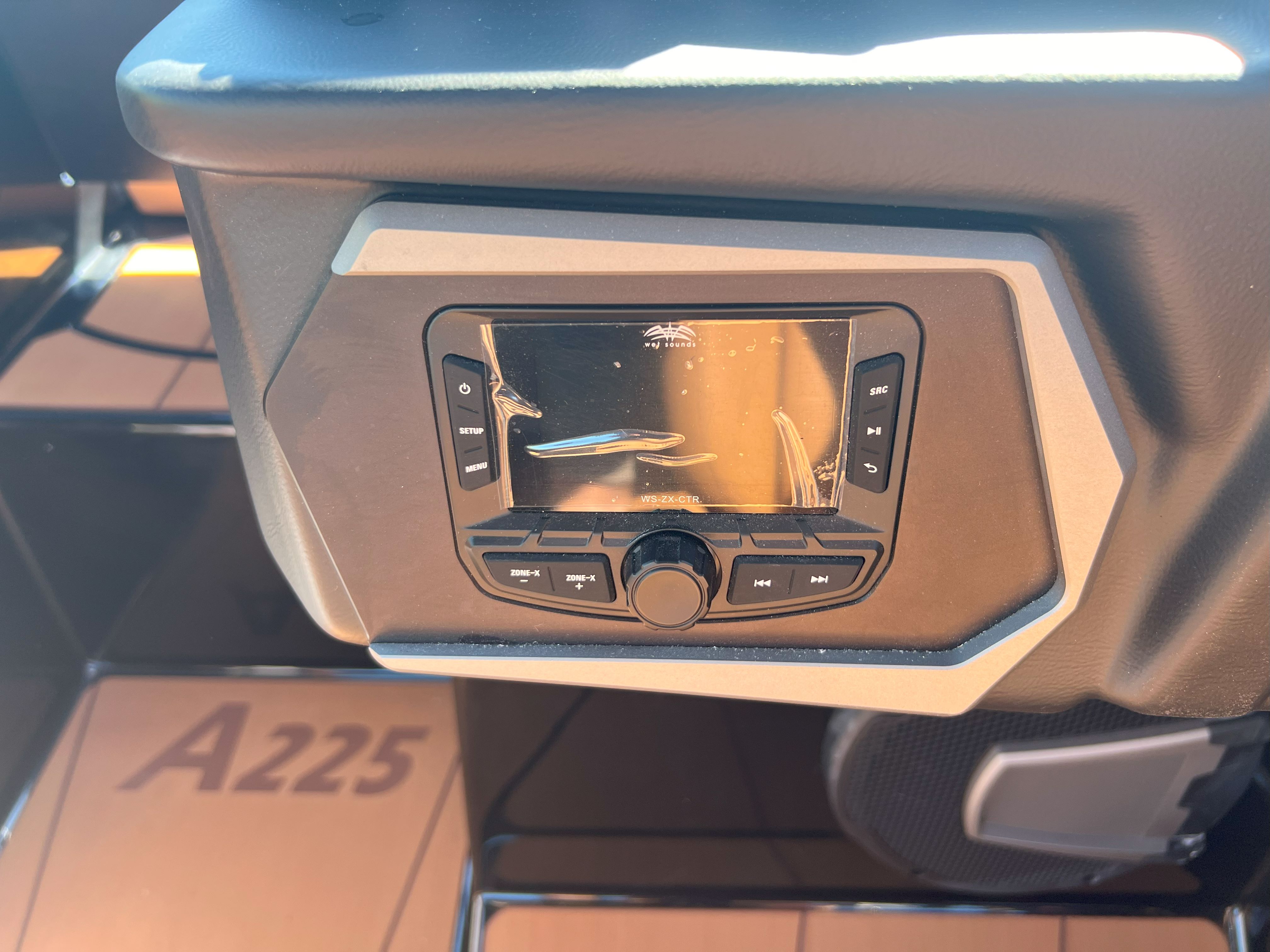 2025 Axis A225