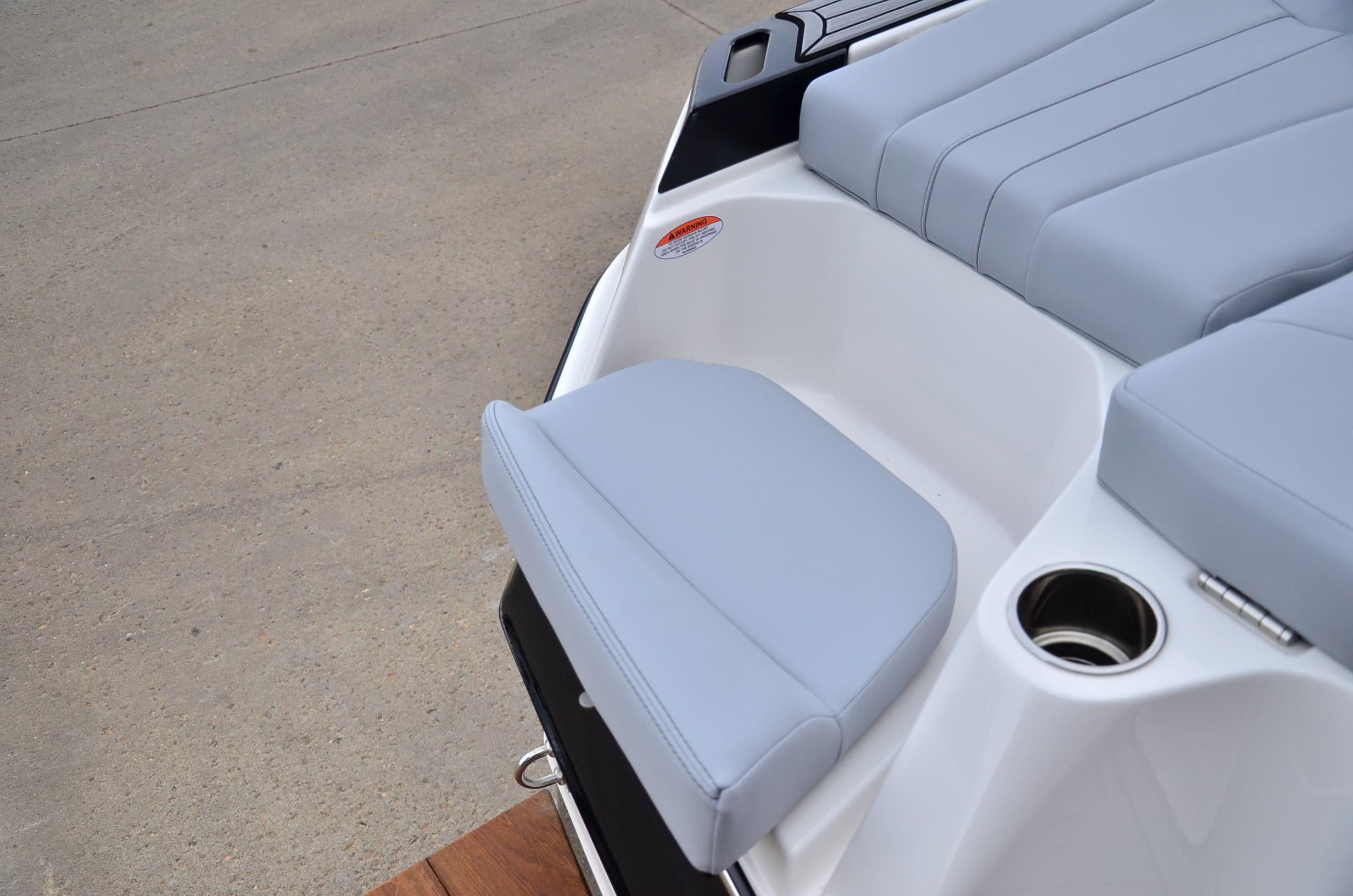 2024 MasterCraft XT23