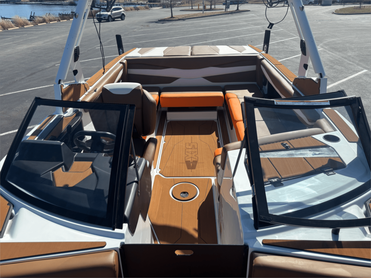2025 Axis A225