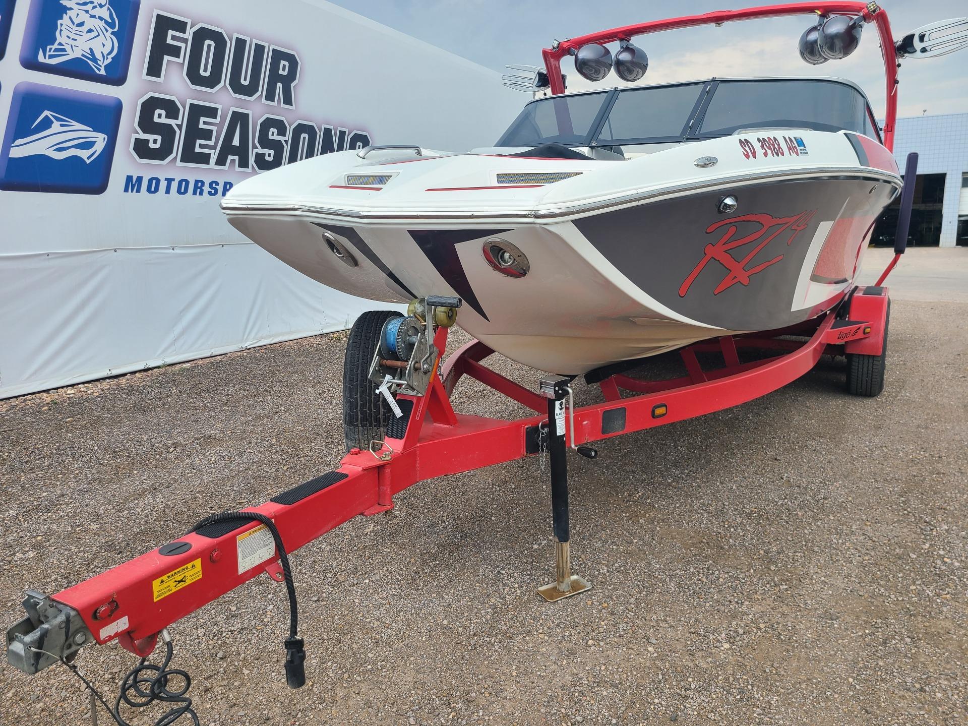 boat.Title