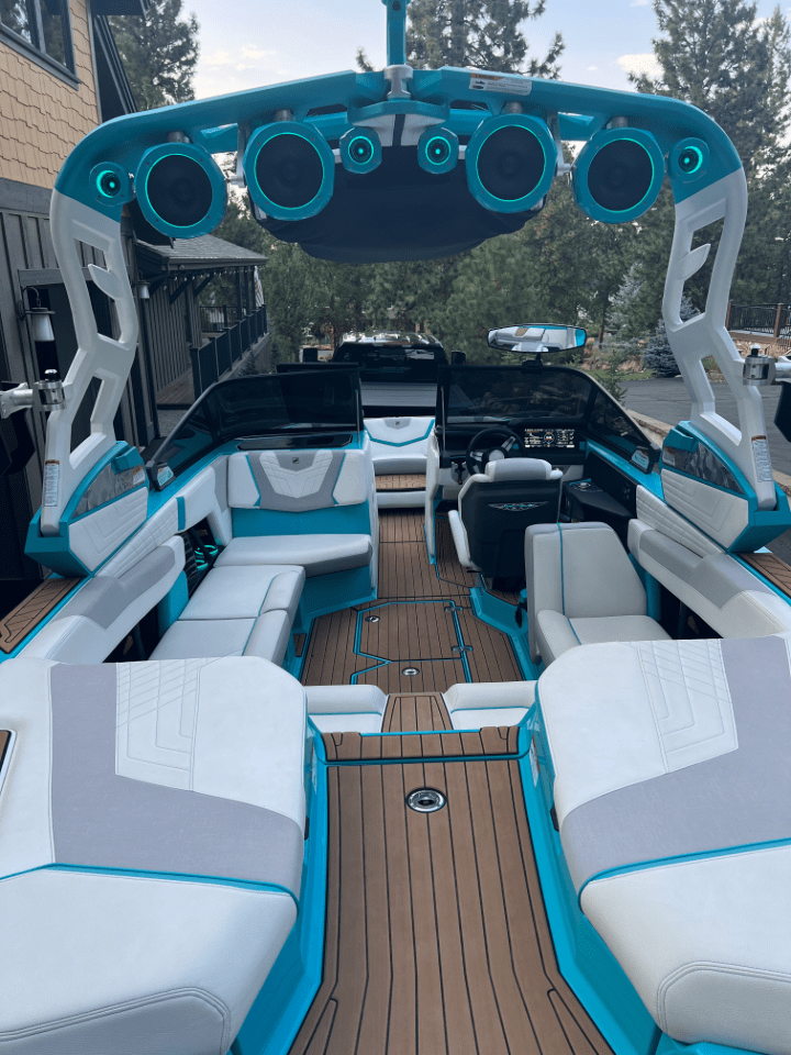 Nautique G23