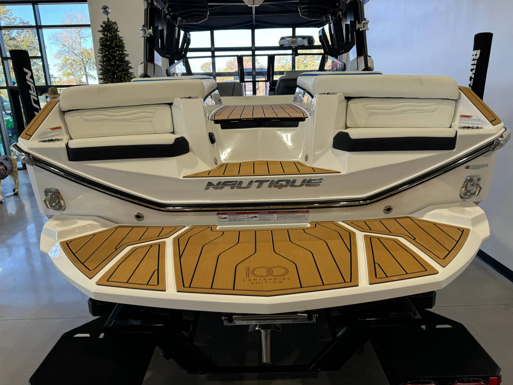2025 Nautique G23