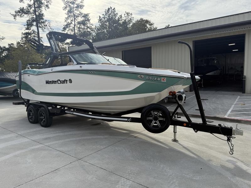2024 MasterCraft X24