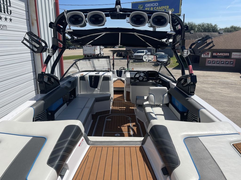 2013 Nautique G25